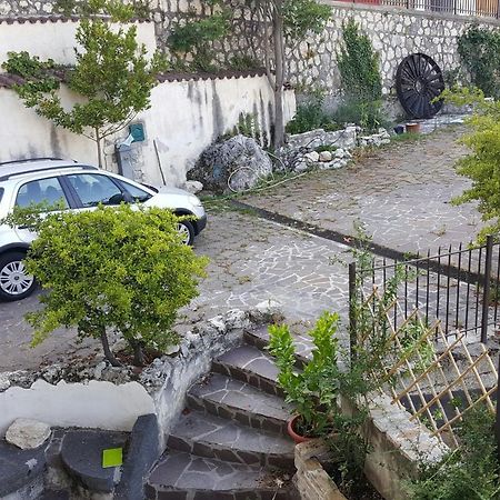 Elilu Apartment Celano Exterior photo